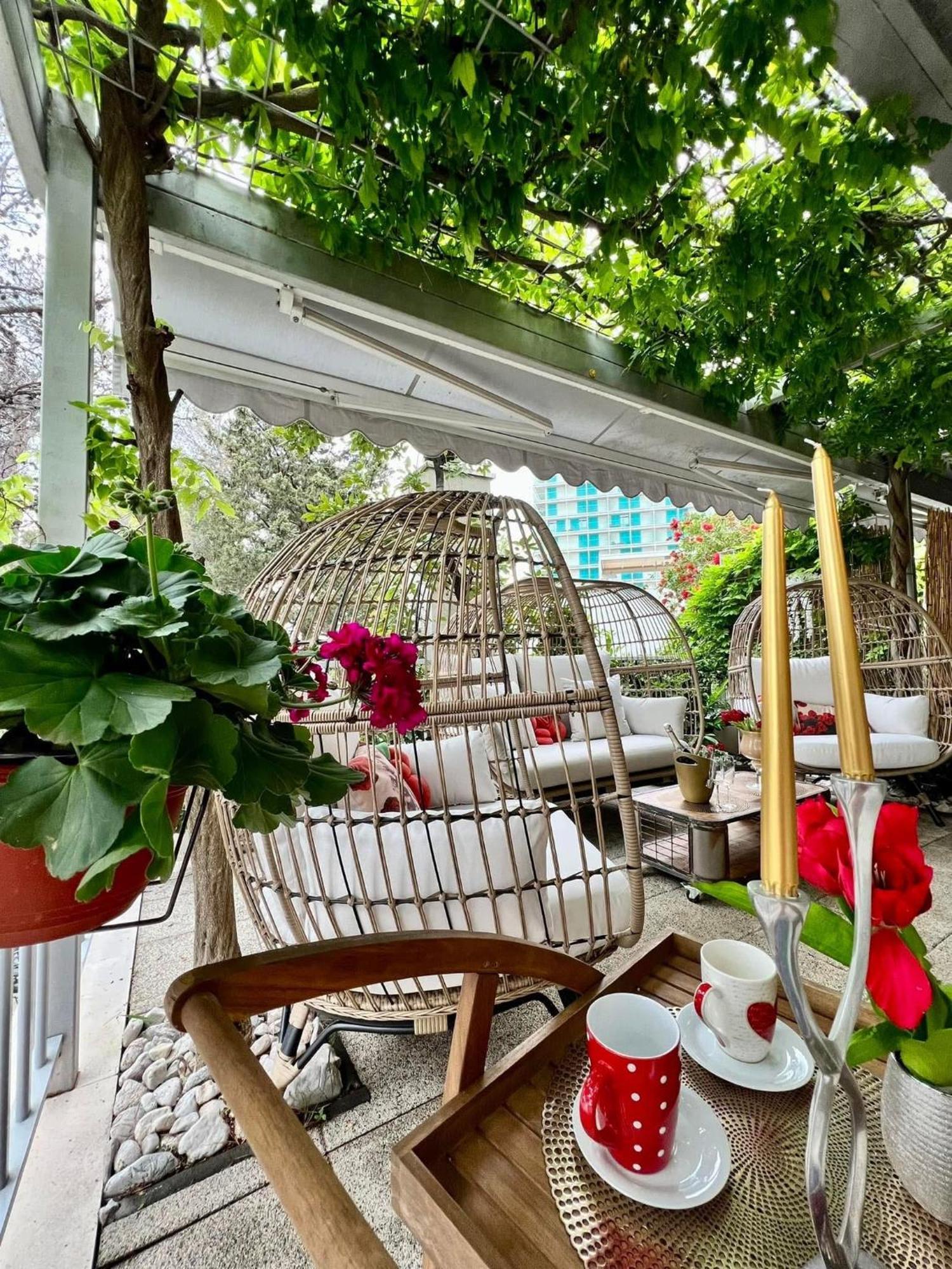 Beachfront Apartment Romilda Makarska Bagian luar foto
