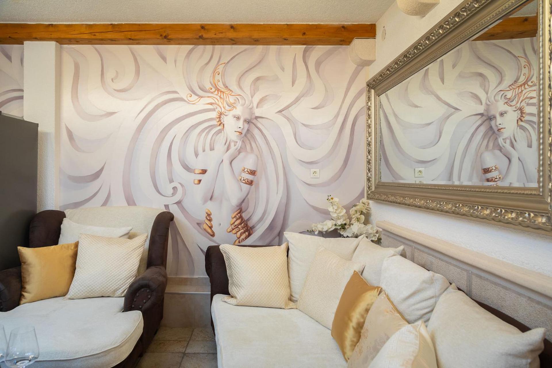 Beachfront Apartment Romilda Makarska Bagian luar foto
